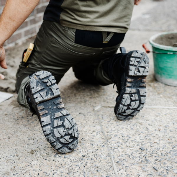 GIÀY BẢO HỘ CAO CỔ JOGGER HEKLA S3 MID CHỊU NHIỆT 300°C
